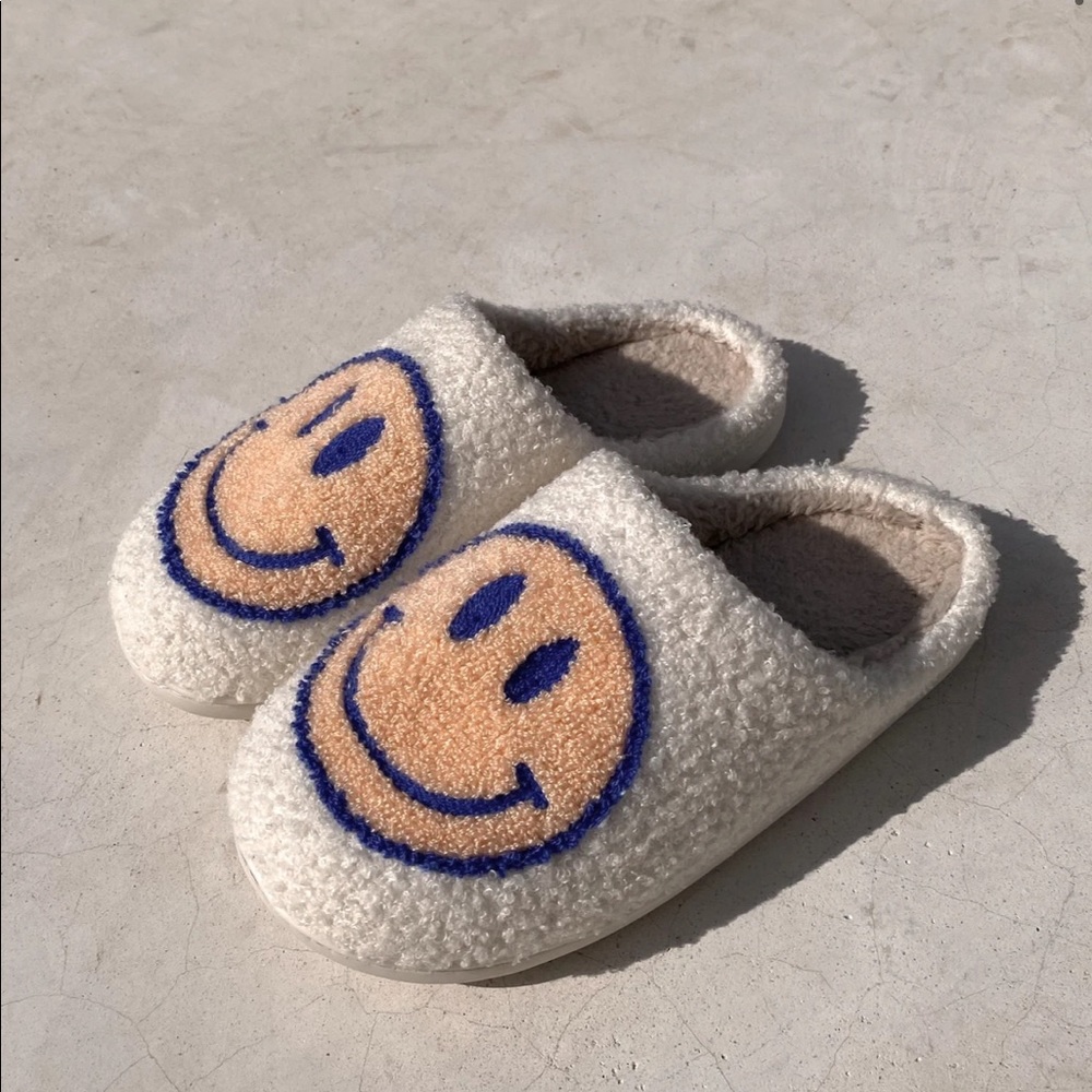 Yllw The Label Happy Home Slippers